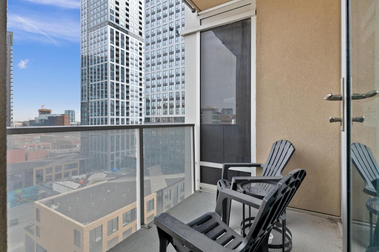 Globalstay Bmo Centre And Downtown Apartments Calgary Exterior photo